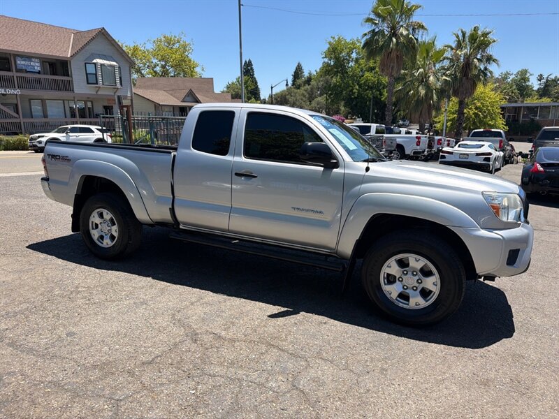 Used 2013 Toyota Tacoma PreRunner w/ TRD Off-Road Pkg RWD image 6