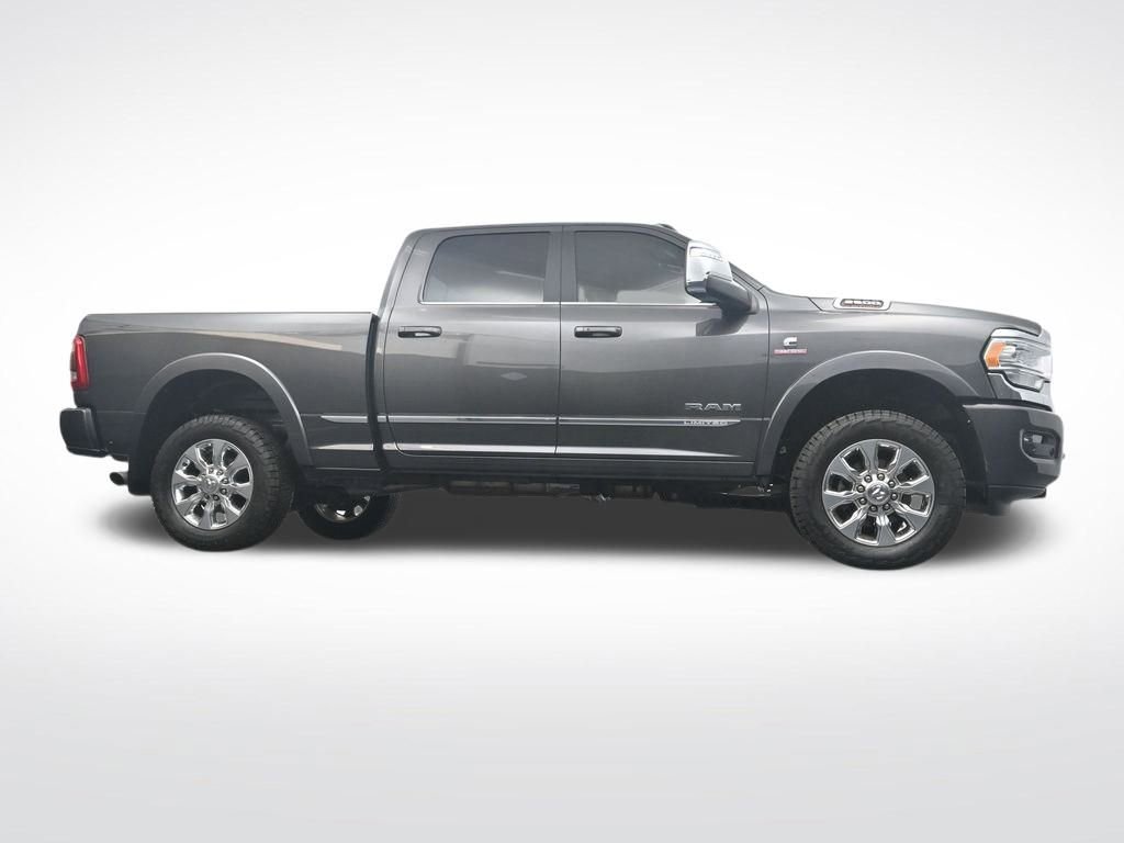 Used 2023 RAM 2500 Limited image 32