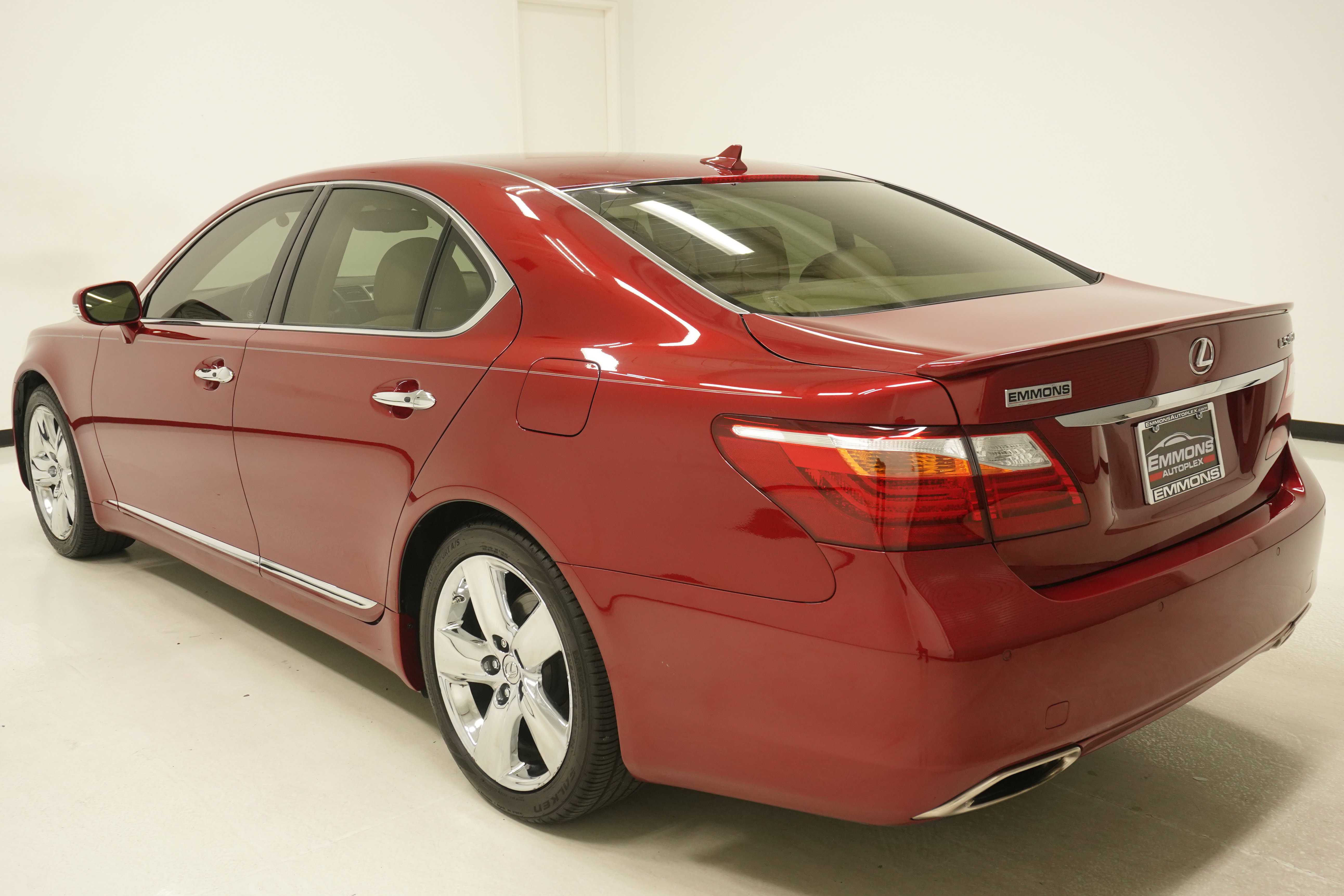 Used 2012 Lexus LS 460 w/ Luxury Value Edition RWD image 6