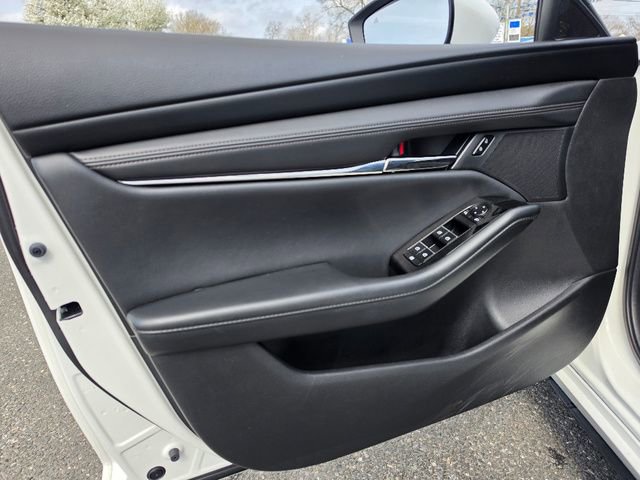 Used 2023 MAZDA MAZDA3 s image 19