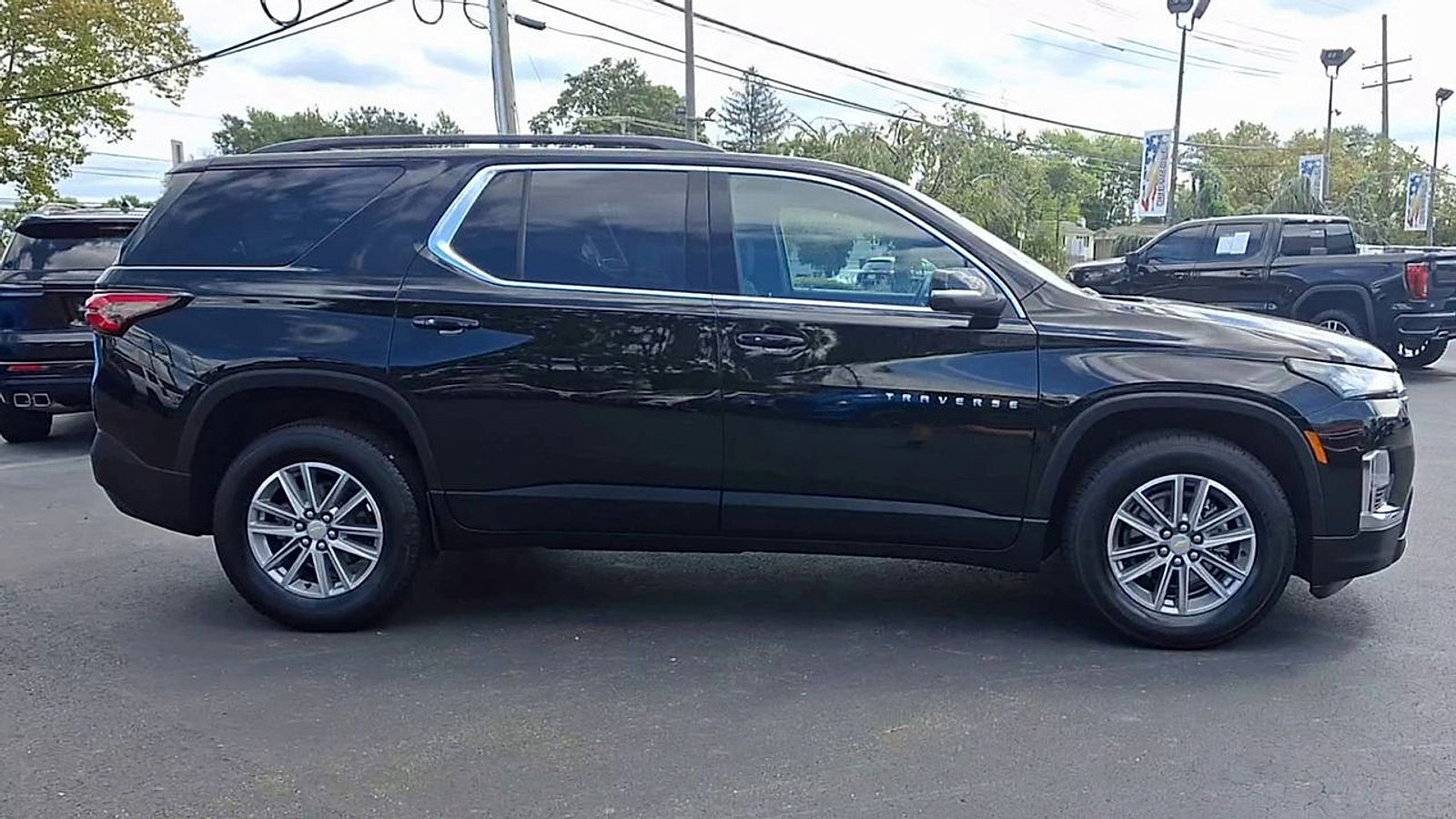 Certified 2023 Chevrolet Traverse LT image 8