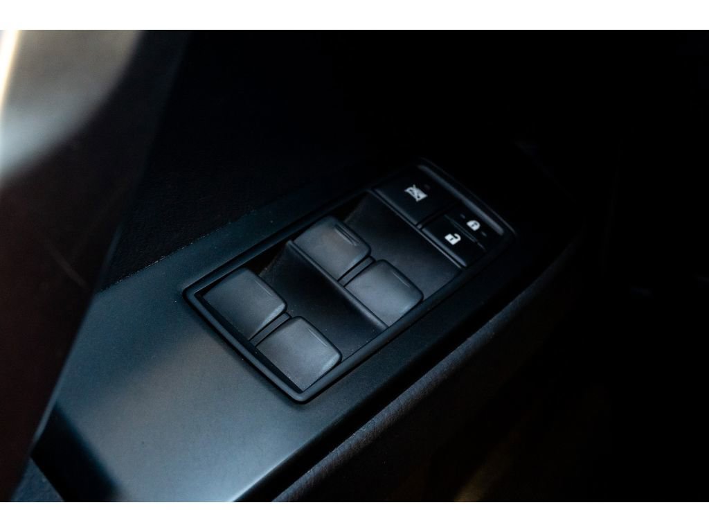 Used 2023 Lexus GX 460 Luxury w/ Accessory Package image 29