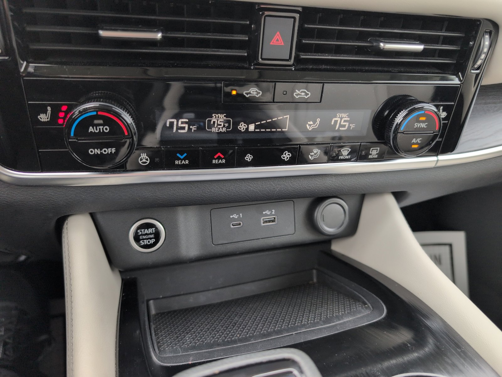 Used 2021 Nissan Rogue SL w/ Premium Package image 25