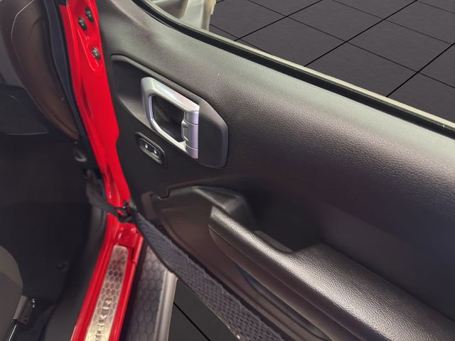 Used 2023 Jeep Wrangler Sport S image 16