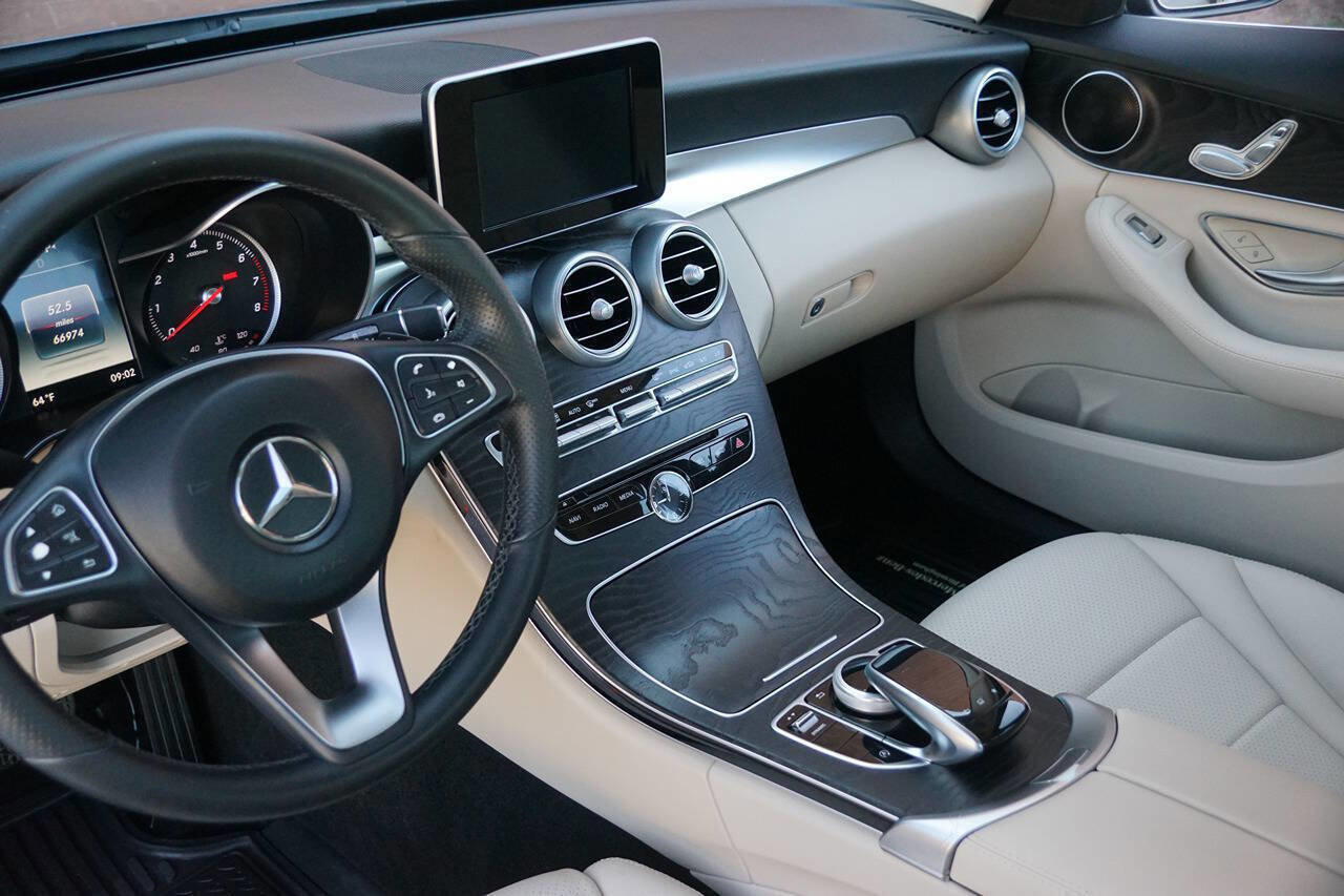 Used 2016 Mercedes-Benz C 300 Sedan image 26