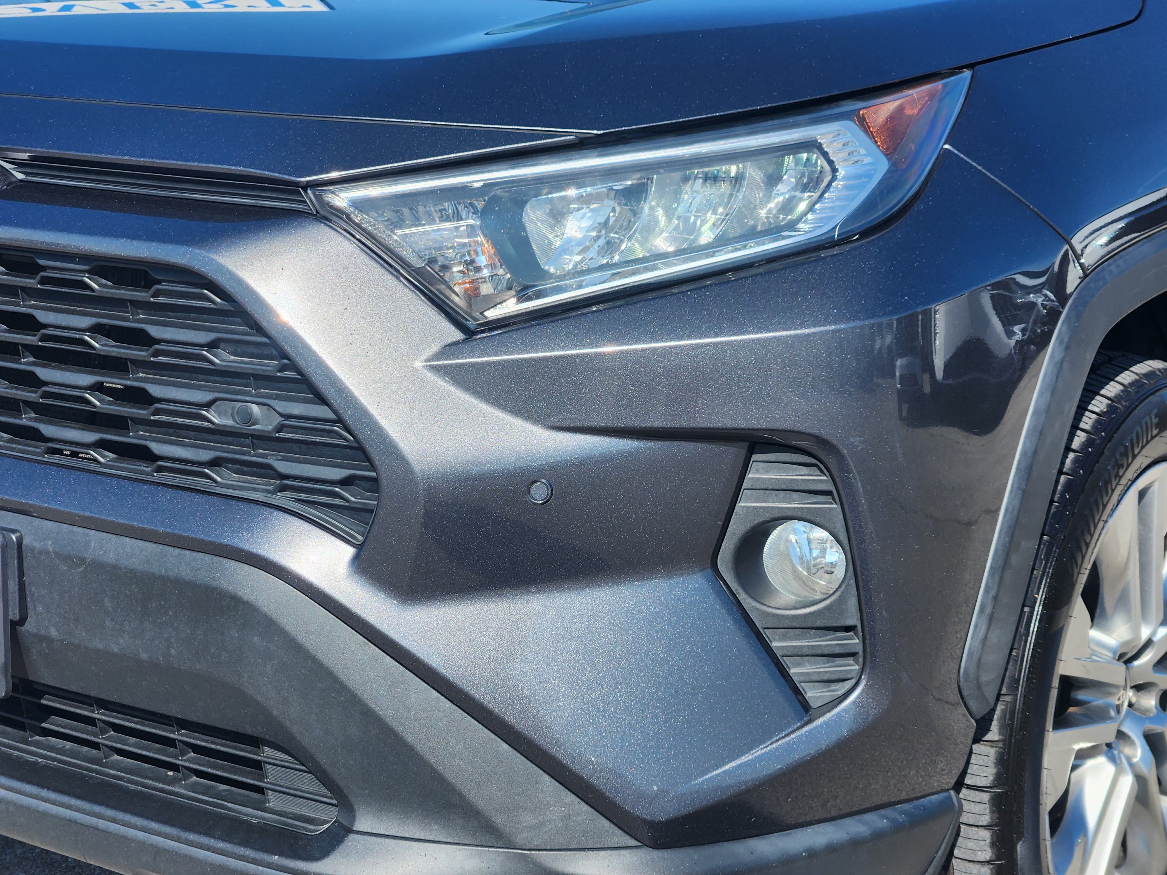 Used 2021 Toyota RAV4 XLE Premium FWD image 8