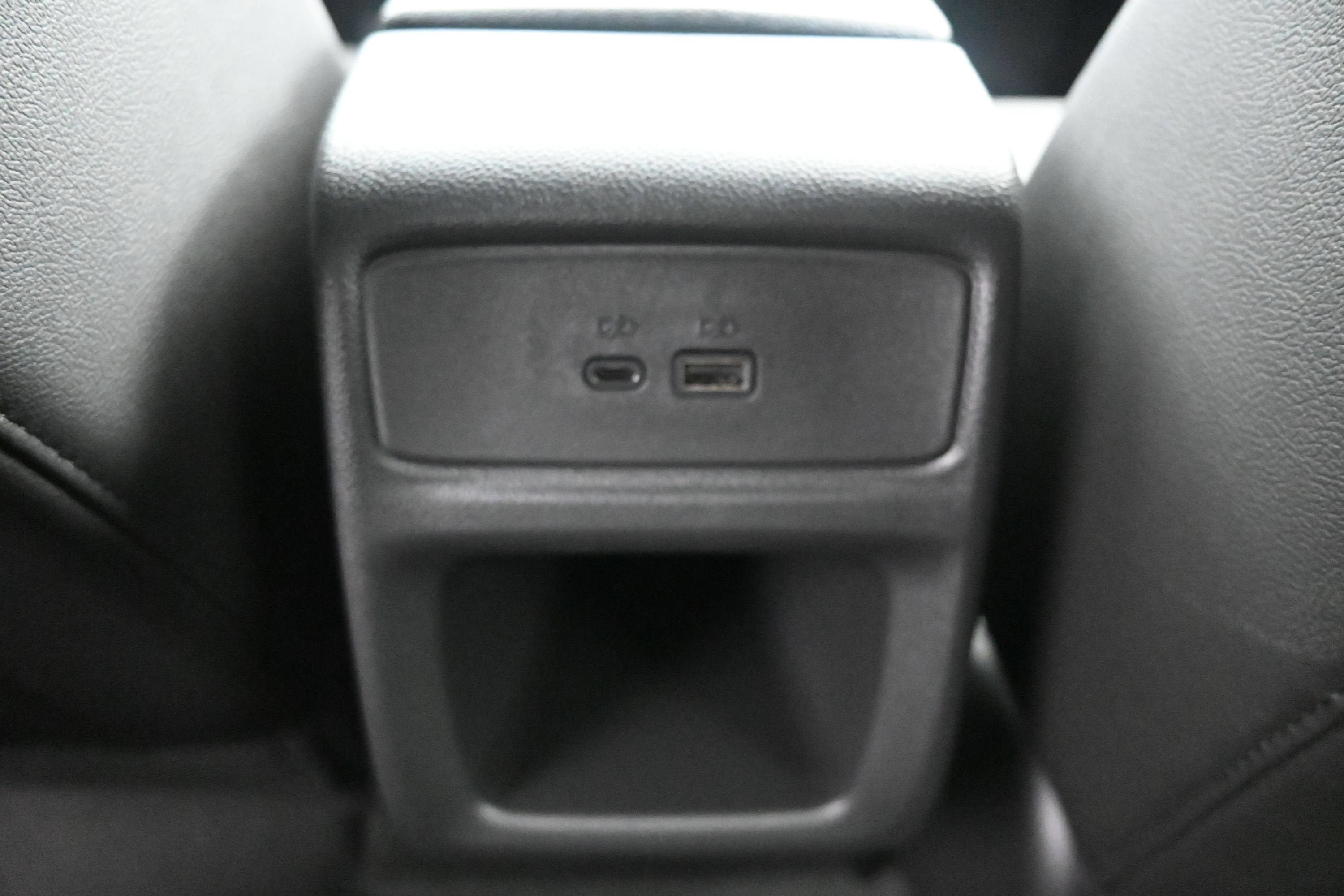 New 2026 Chevrolet Trax RS w/ Sunroof Package FWD image 25