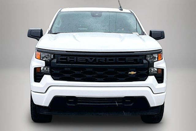 Used 2025 Chevrolet Silverado 1500 Custom AWD/4WD image 3