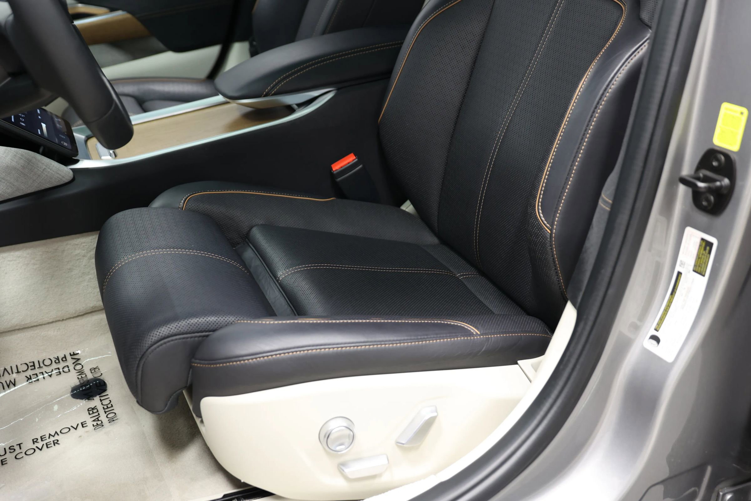 Used 2023 Lucid Air Grand Touring image 17