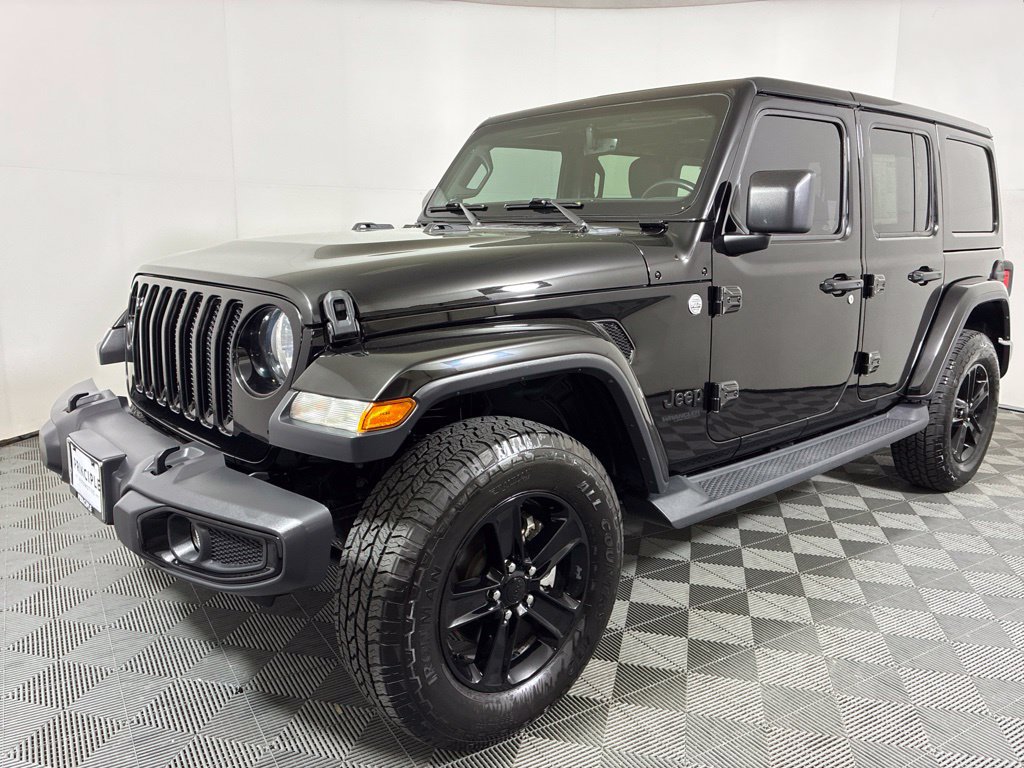 Used 2020 Jeep Wrangler Unlimited Sahara AWD/4WD image 2