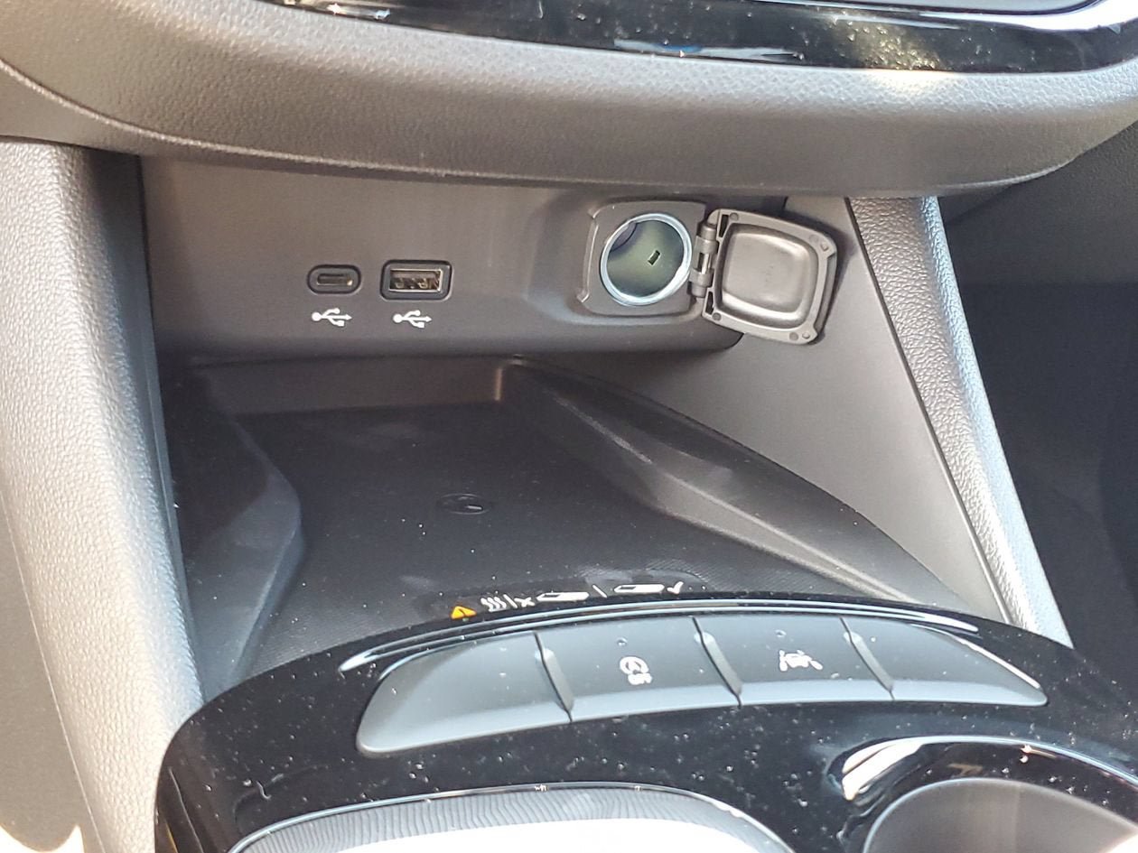 New 2026 Buick Envista Sport Touring w/ Convenience II Package FWD image 23
