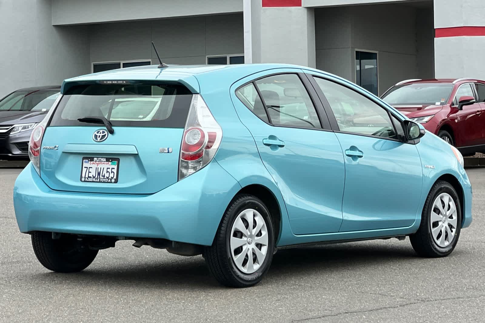 Used 2013 Toyota Prius C One FWD video 2