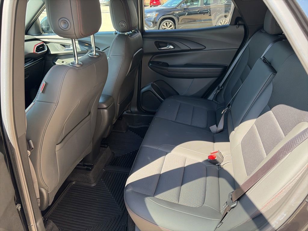 Used 2022 Chevrolet TrailBlazer RS image 12