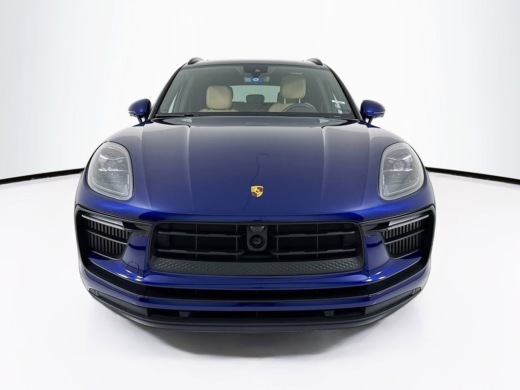 Certified 2023 Porsche Macan S AWD/4WD image 10