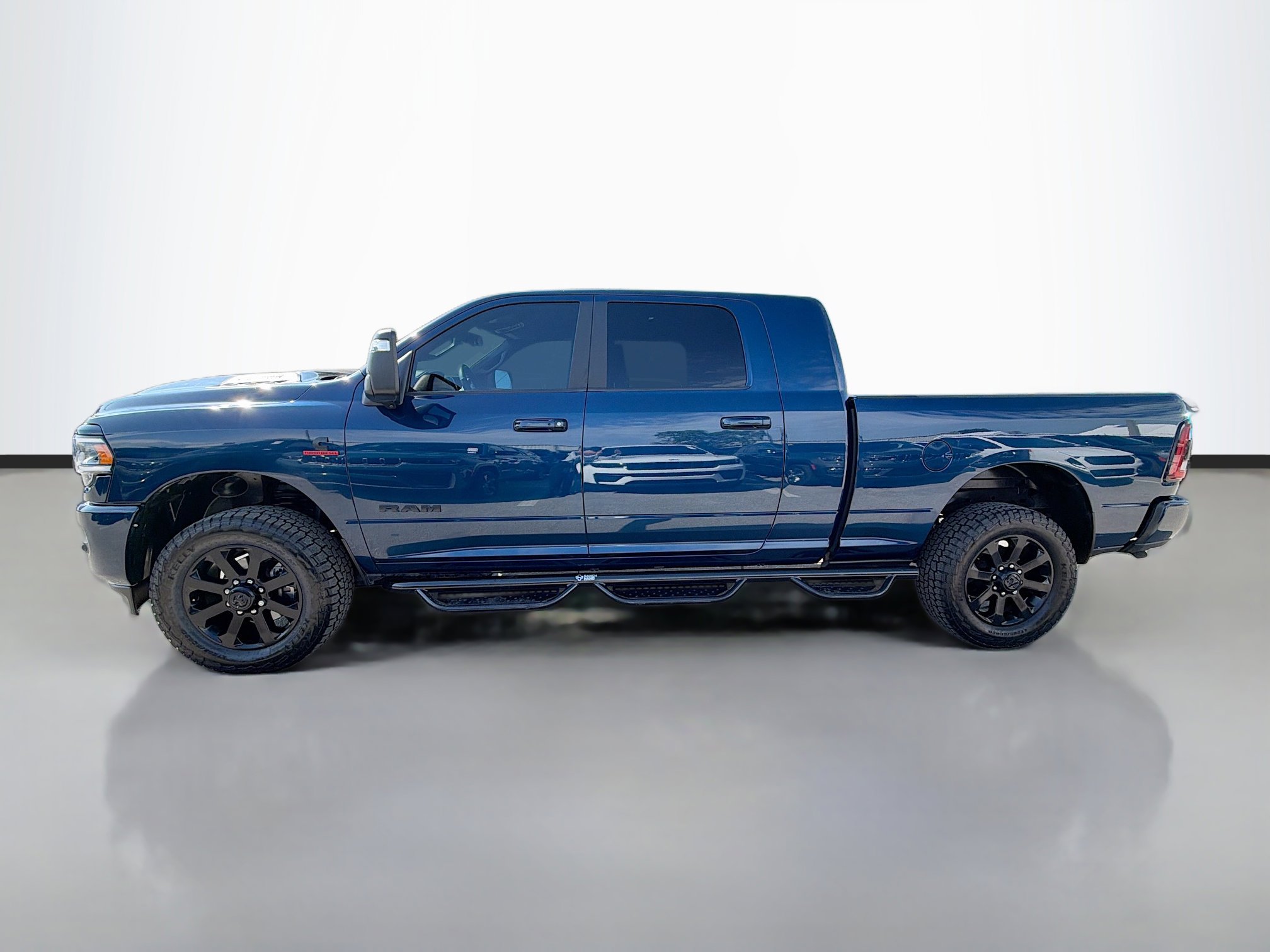 Used 2024 RAM 2500 Laramie w/ Night Edition image 6