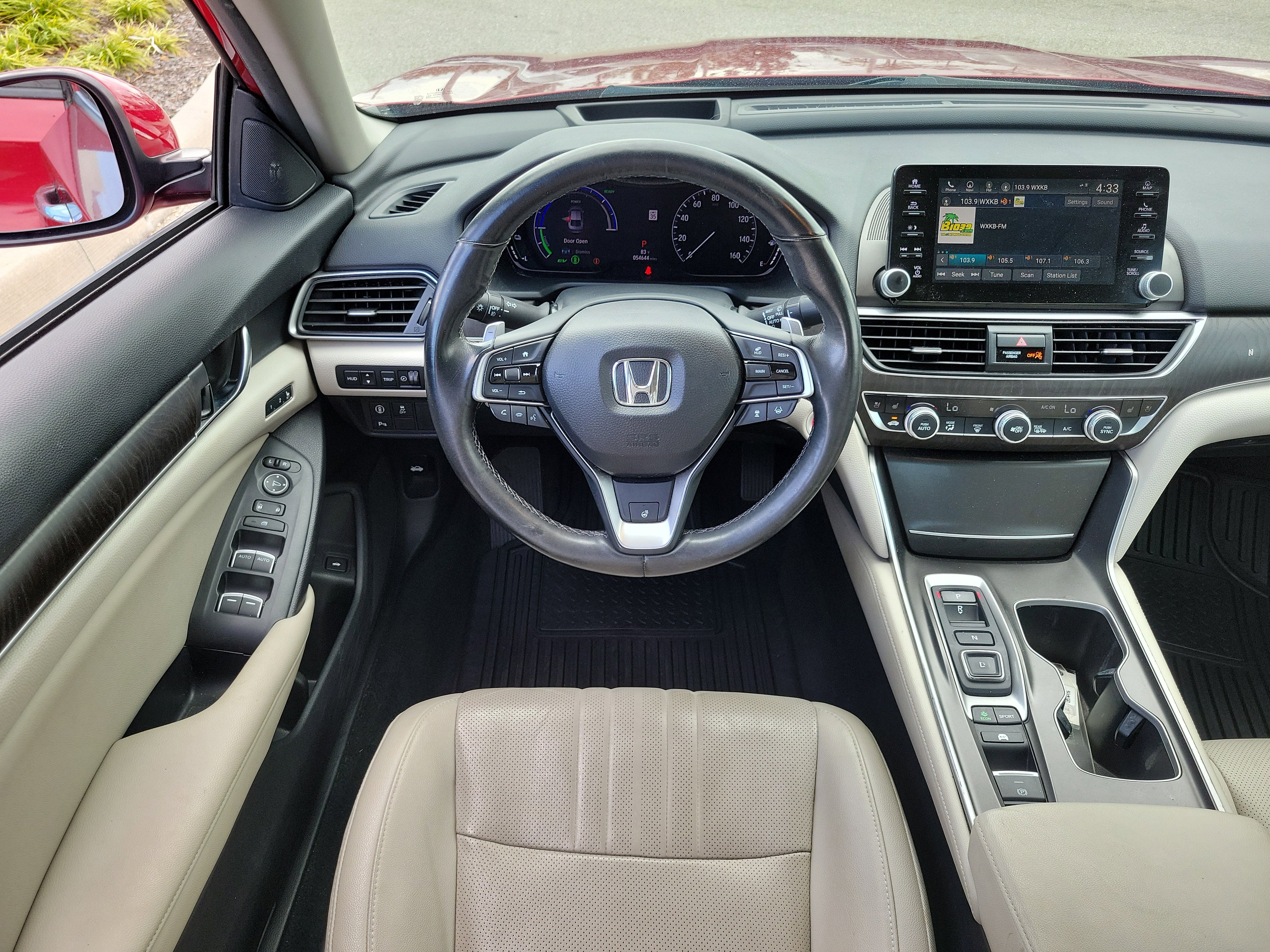 Used 2019 Honda Accord Touring image 17