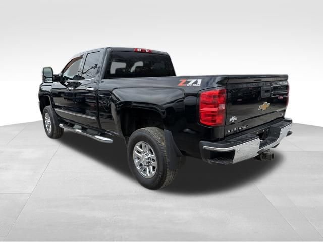 Used 2015 Chevrolet Silverado 2500 LTZ w/ LTZ Plus Package AWD/4WD image 5