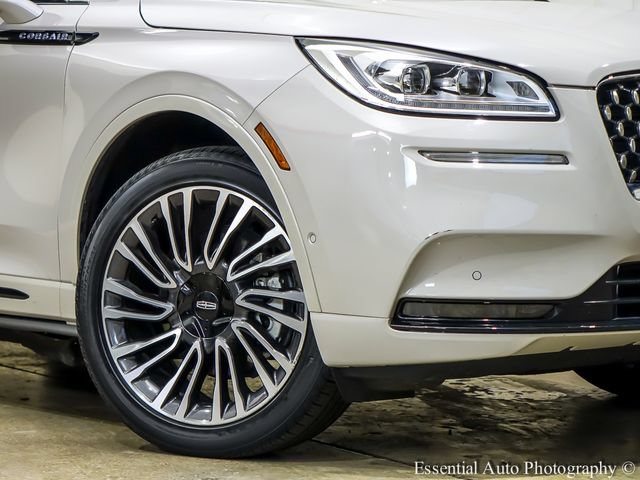 Used 2021 Lincoln Corsair Grand Touring w/ Equipment Group 301A AWD/4WD image 4