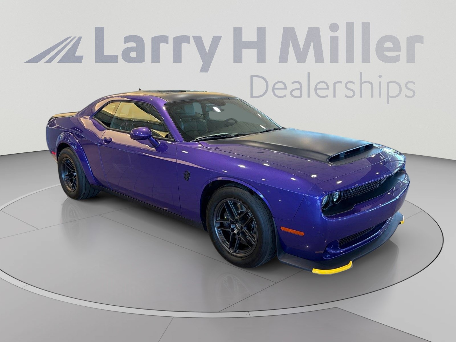 Used 2023 Dodge Challenger SRT Hellcat Redeye RWD image 7