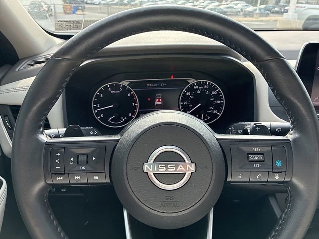 Used 2024 Nissan Rogue SV w/ SV Premium Package image 24