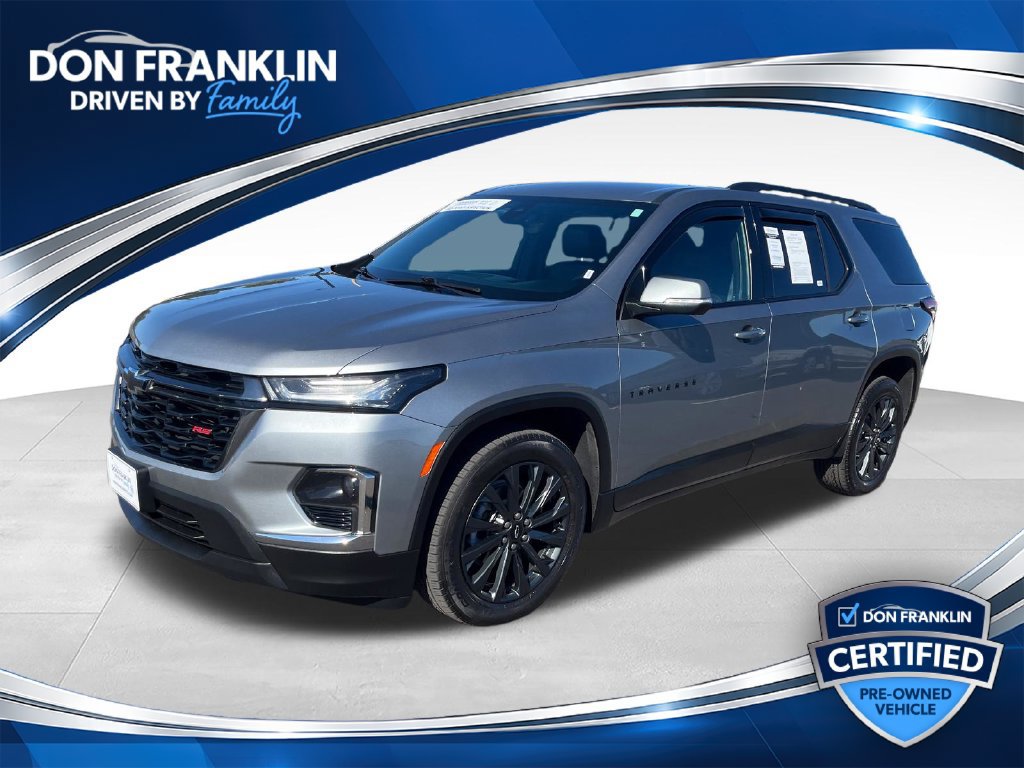 Used 2023 Chevrolet Traverse RS