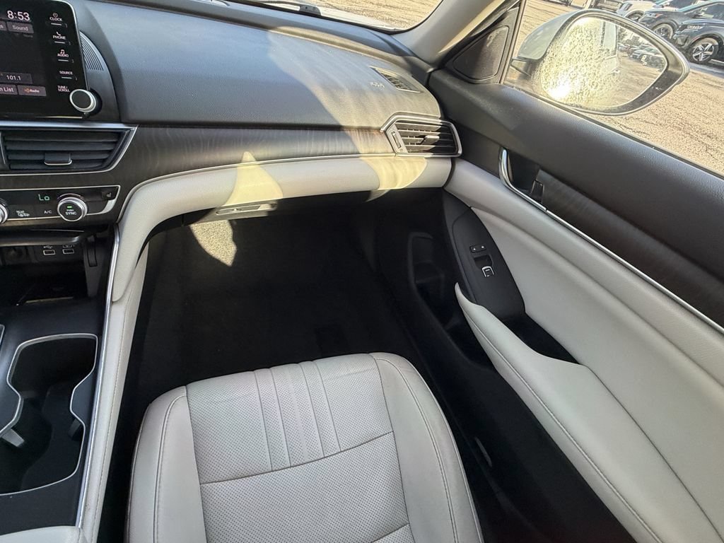 Used 2021 Honda Accord EX-L image 16