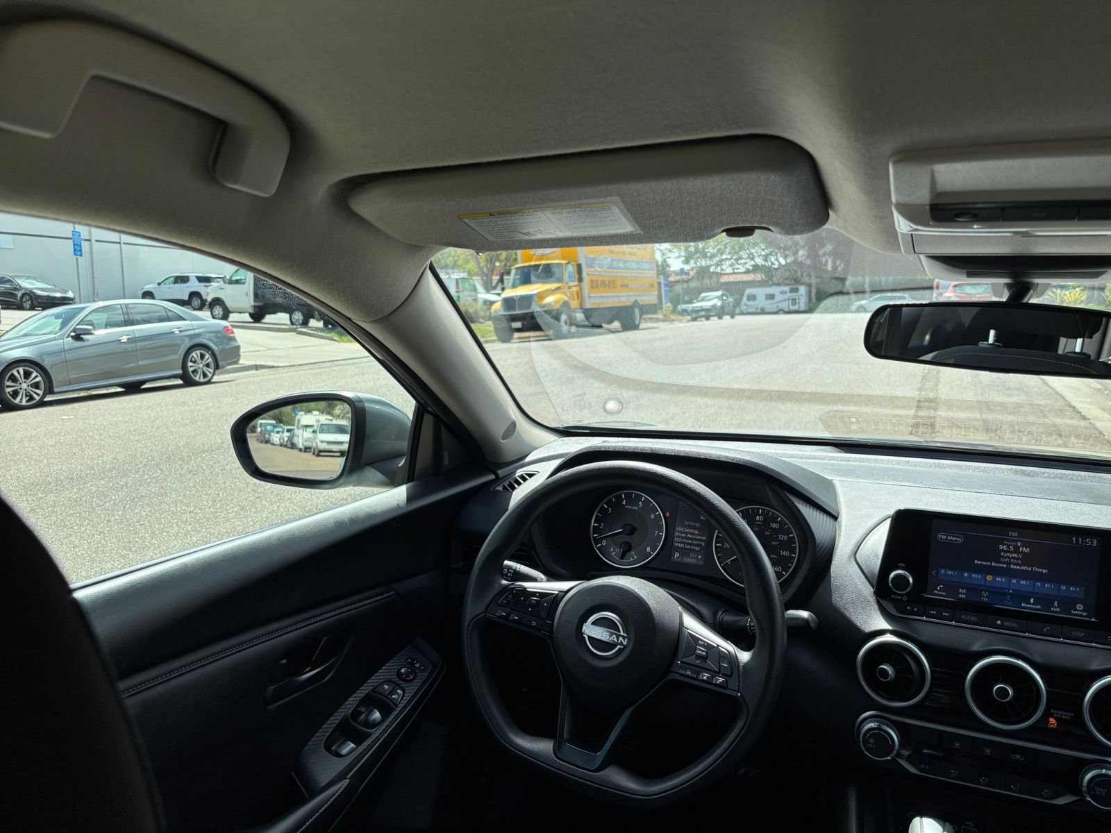 Used 2025 Nissan Sentra S FWD image 31