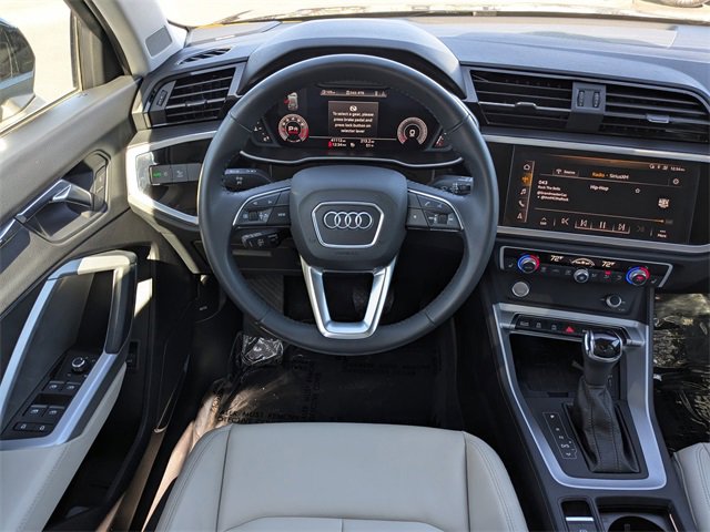 Used 2020 Audi Q3 2.0T Prestige w/ Prestige Package image 17