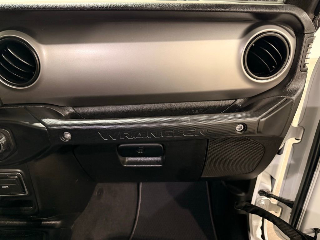 Used 2021 Jeep Wrangler Unlimited Sport image 27