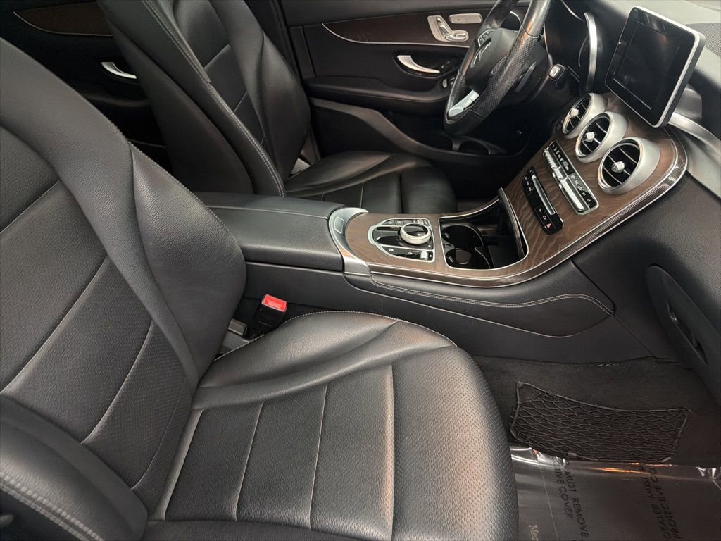 Certified 2018 Mercedes-Benz GLC 300 4MATIC image 30