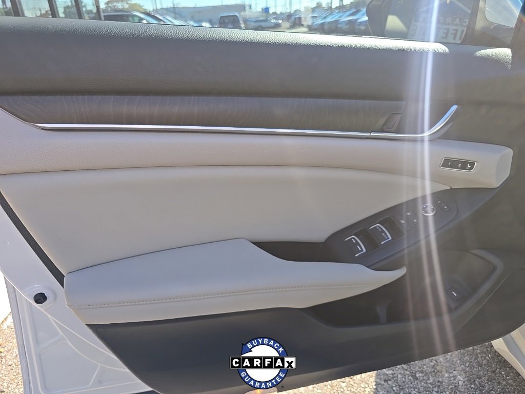 Used 2018 Honda Accord EX-L image 19
