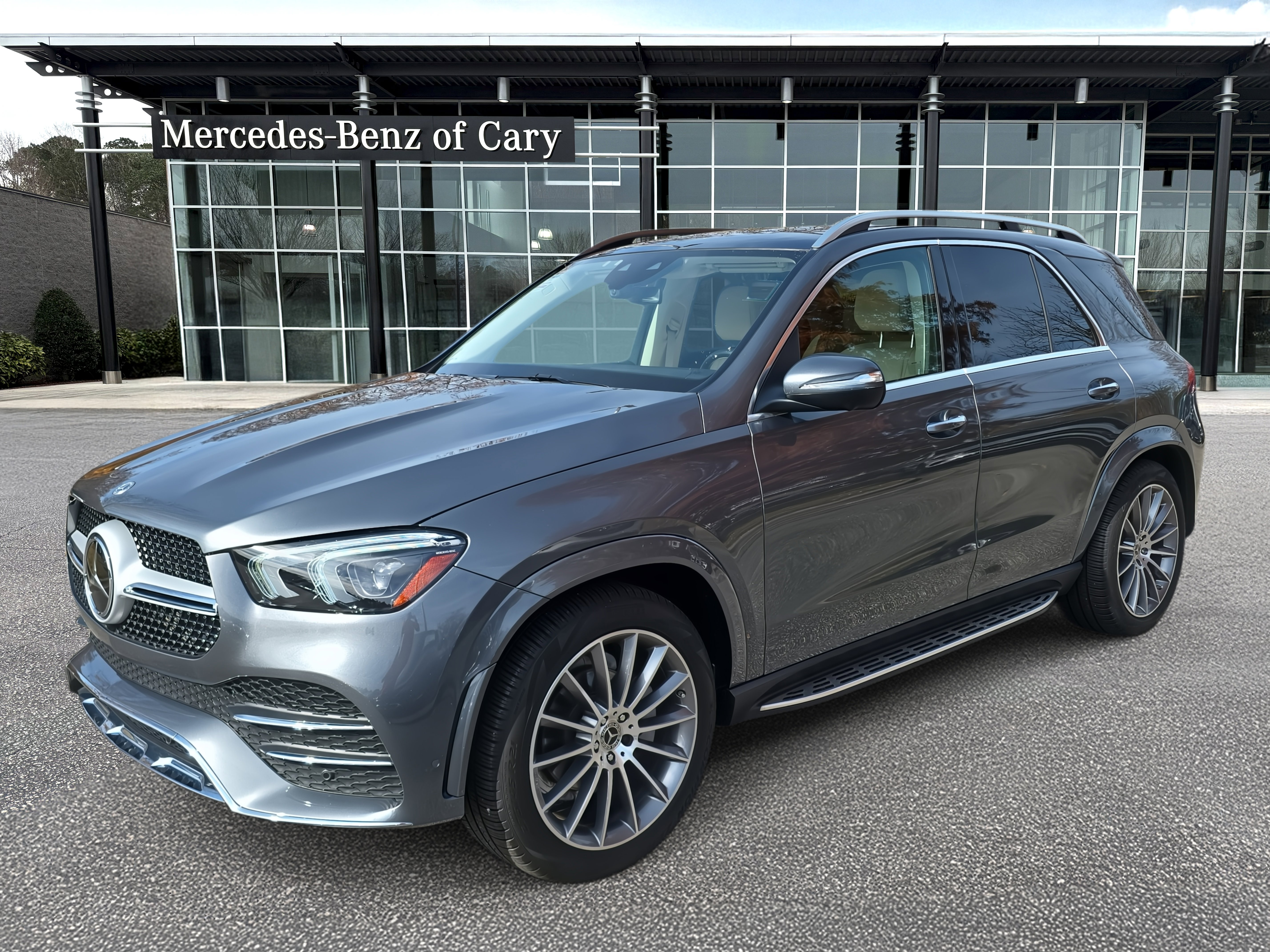 Used 2023 Mercedes-Benz GLE 350 4MATIC w/ AMG Line Exterior