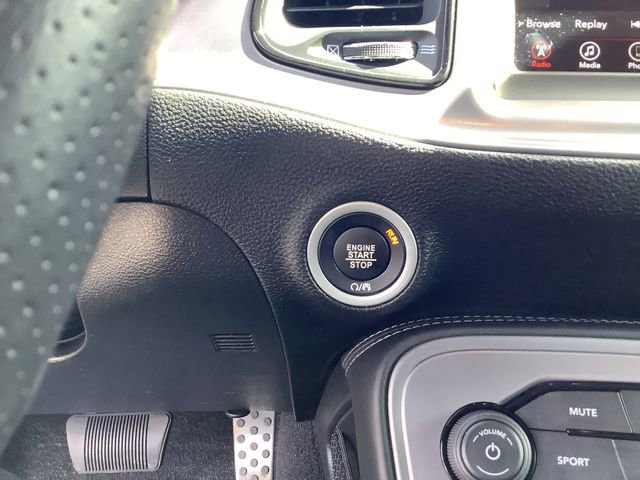 Used 2023 Dodge Challenger SXT w/ Blacktop Package image 15