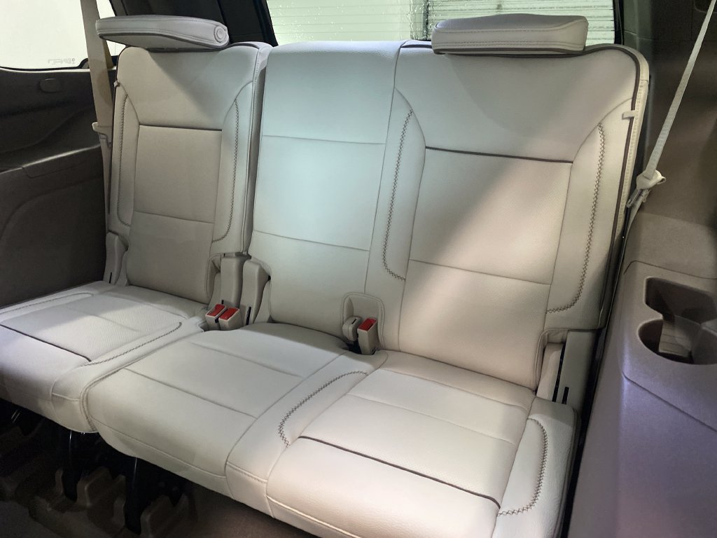 New 2026 GMC Yukon Denali w/ Denali Reserve Package AWD/4WD image 17