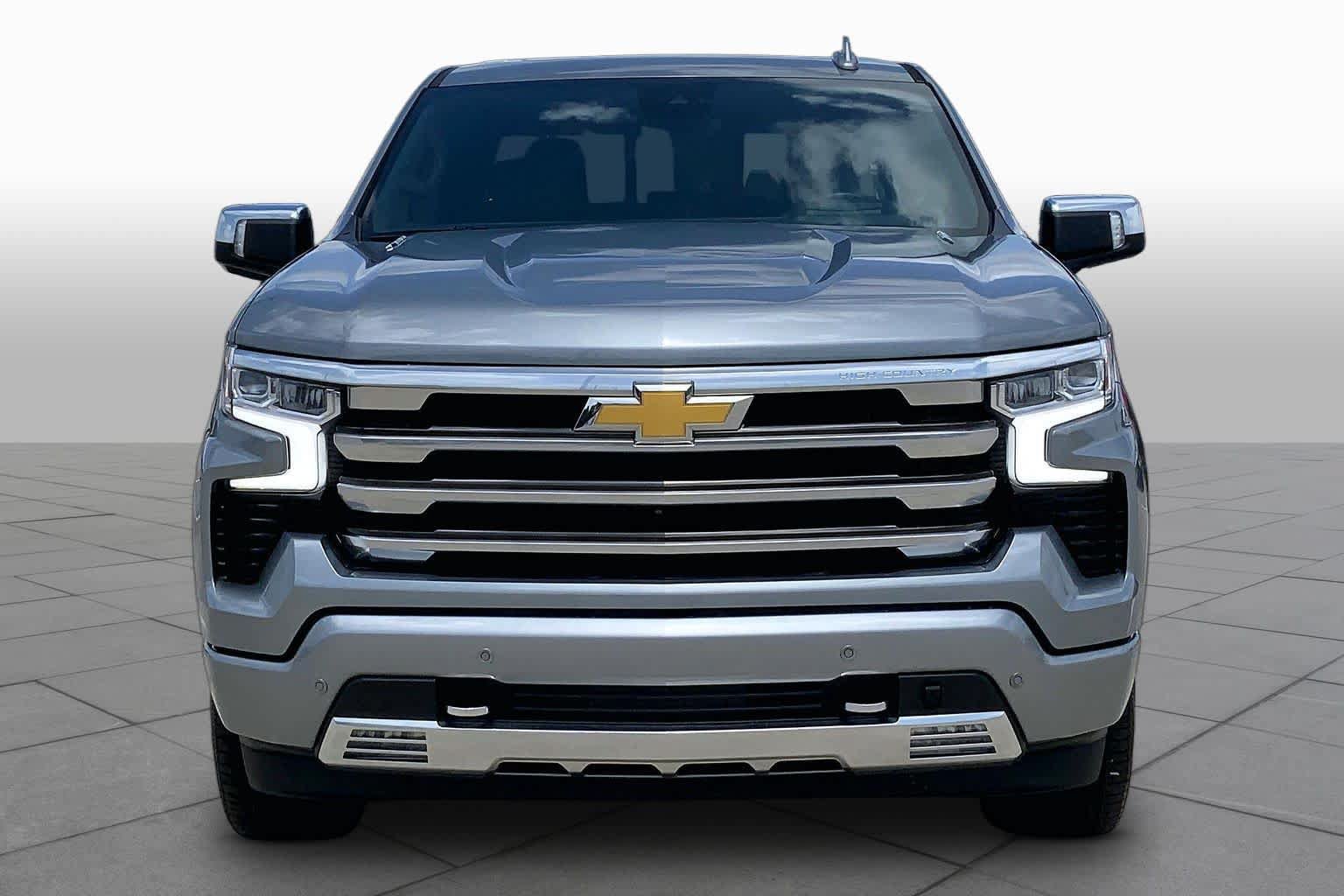 Certified 2023 Chevrolet Silverado 1500 High Country w/ High Country Premium Package AWD/4WD image 4