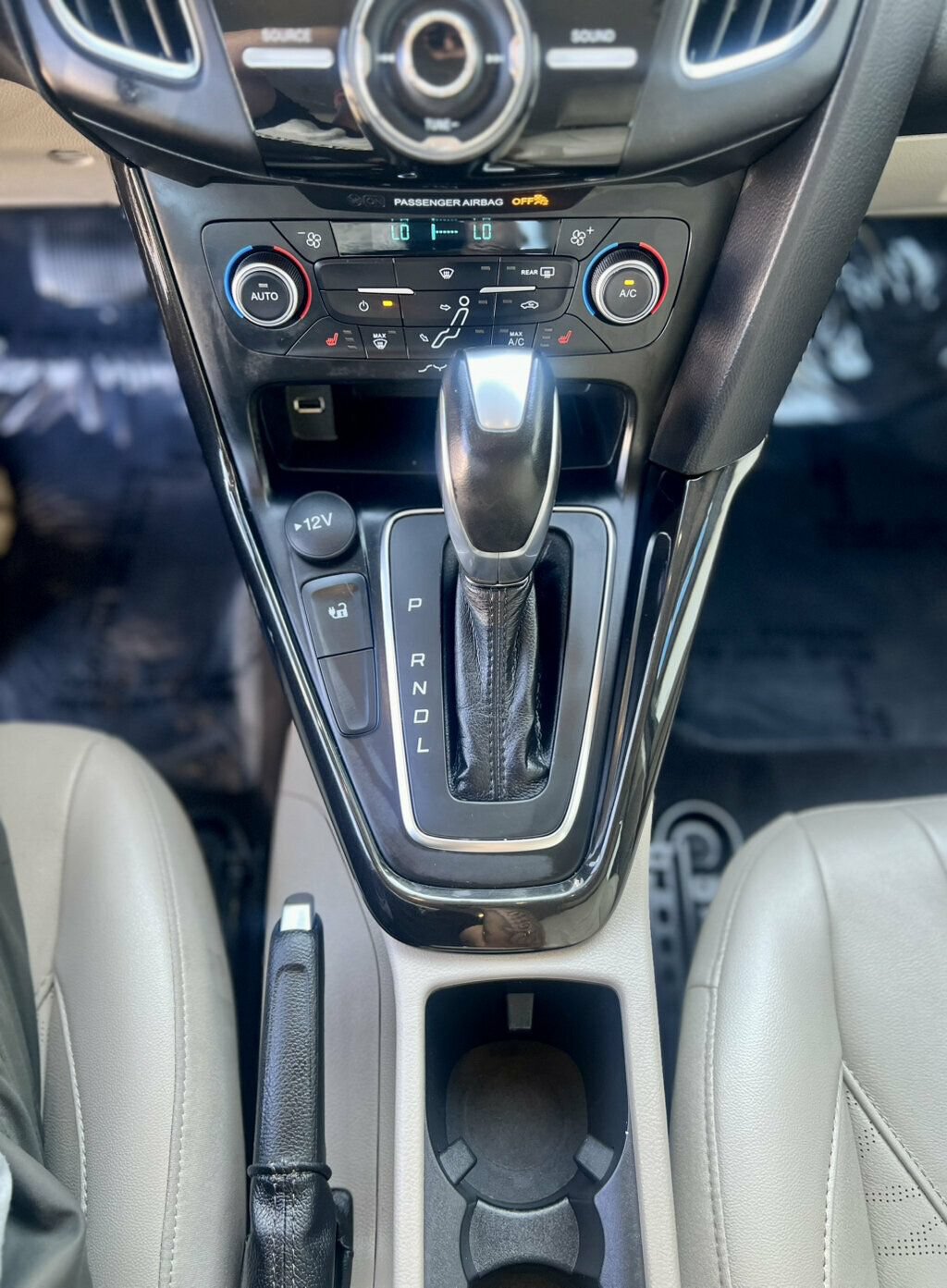 Used 2018 Ford Focus Electric Hatchback FWD image 26