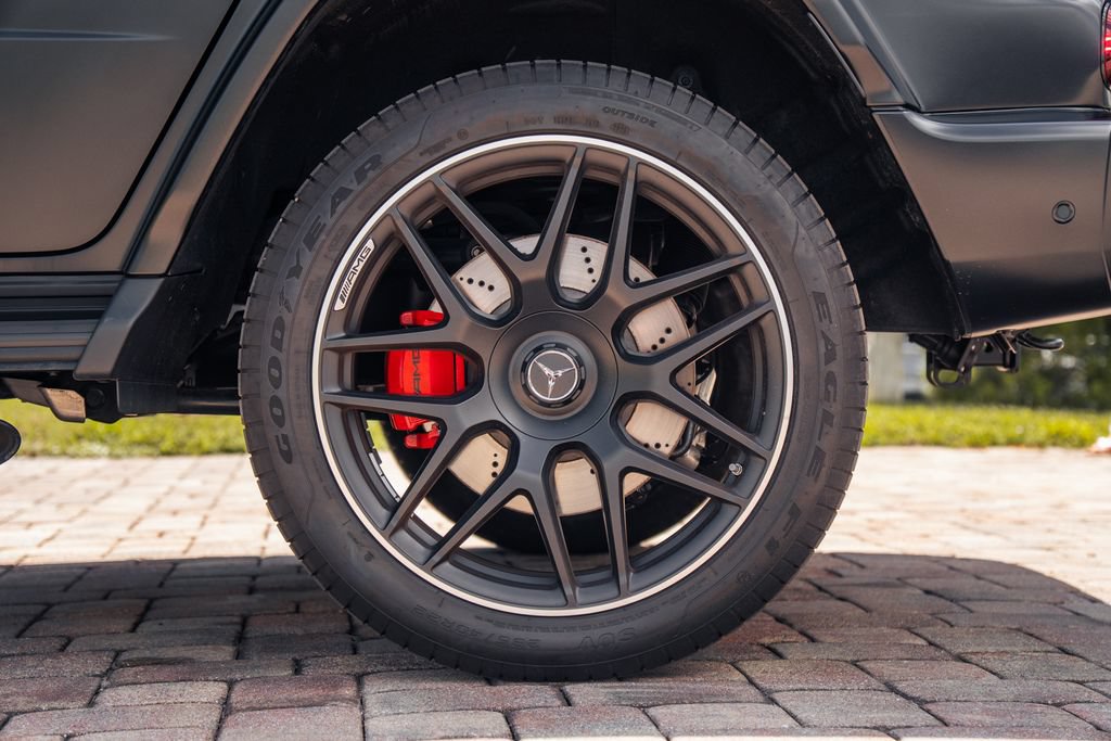 Used 2025 Mercedes-Benz G 63 AMG 4MATIC image 16
