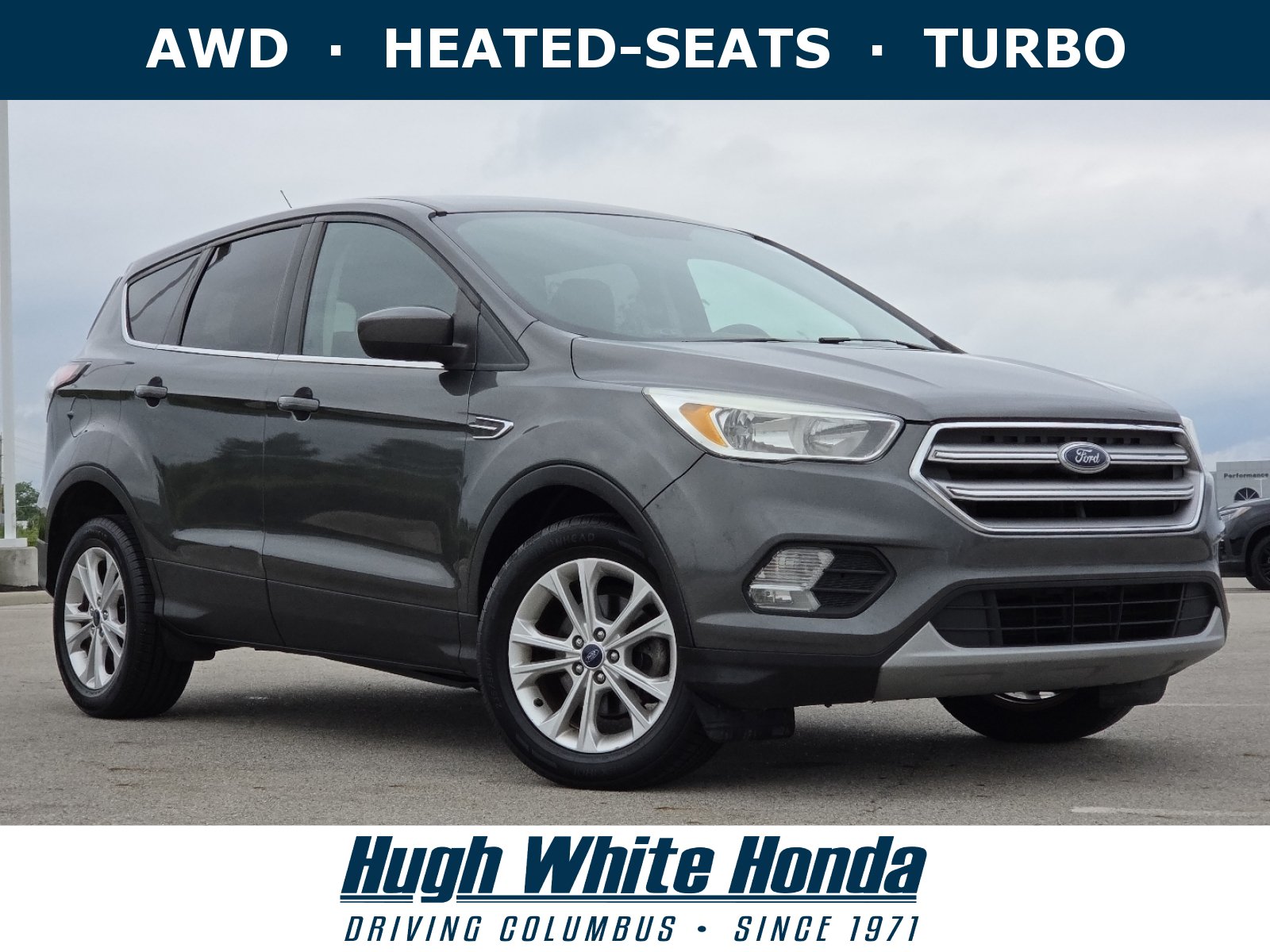 Used 2017 Ford Escape SE w/ SE Cold Weather Package FWD image 1