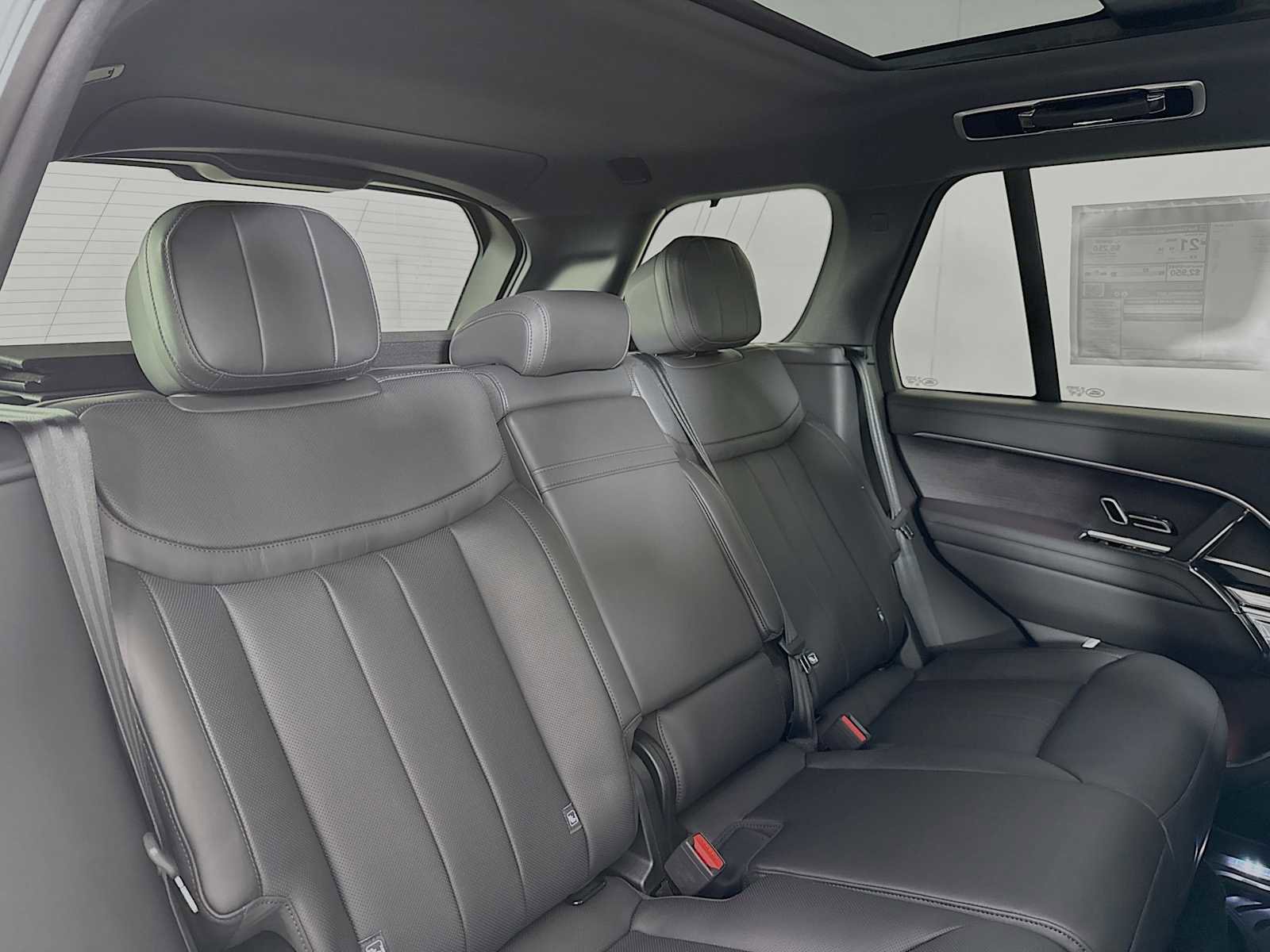 New 2026 Land Rover Range Rover SE AWD/4WD image 29