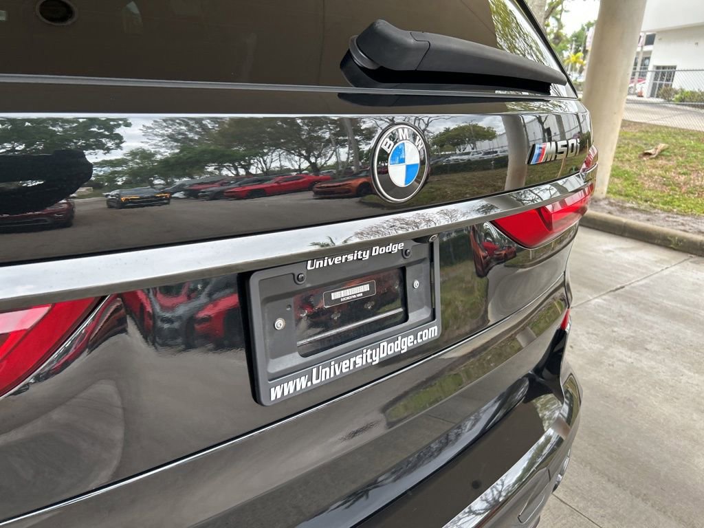 Used 2022 BMW X7 M50i w/ Dynamic Handling Package image 18