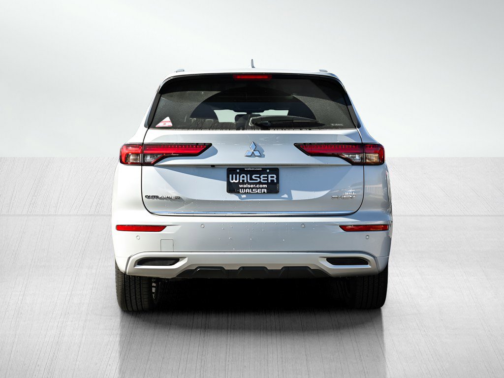 New 2025 Mitsubishi Outlander SEL image 5