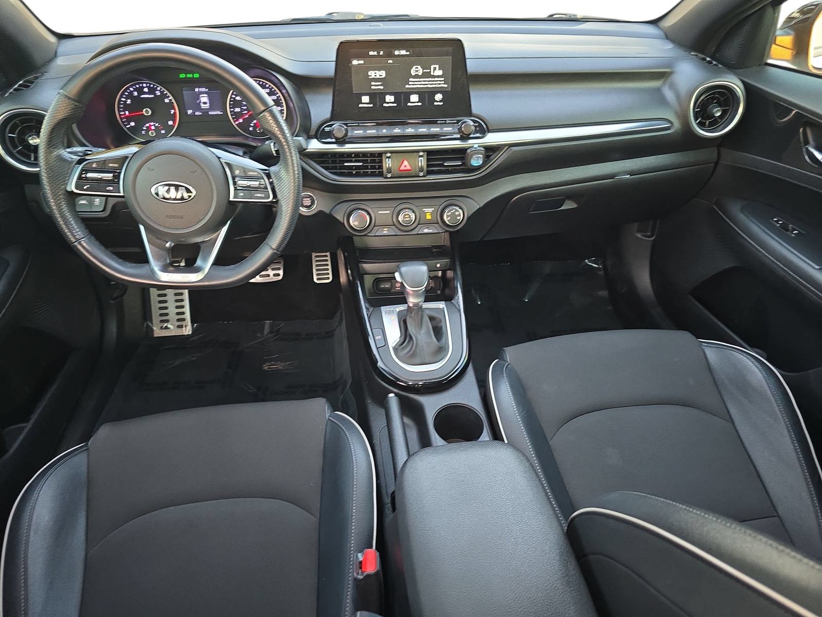 Used 2020 Kia Forte GT-Line w/ GT-Line Premium Package FWD image 9