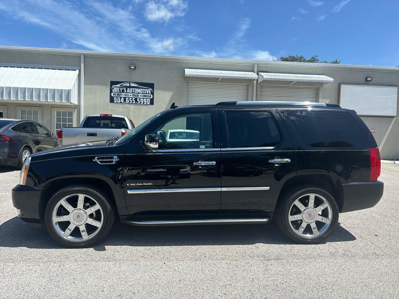 Used 2014 Cadillac Escalade Luxury