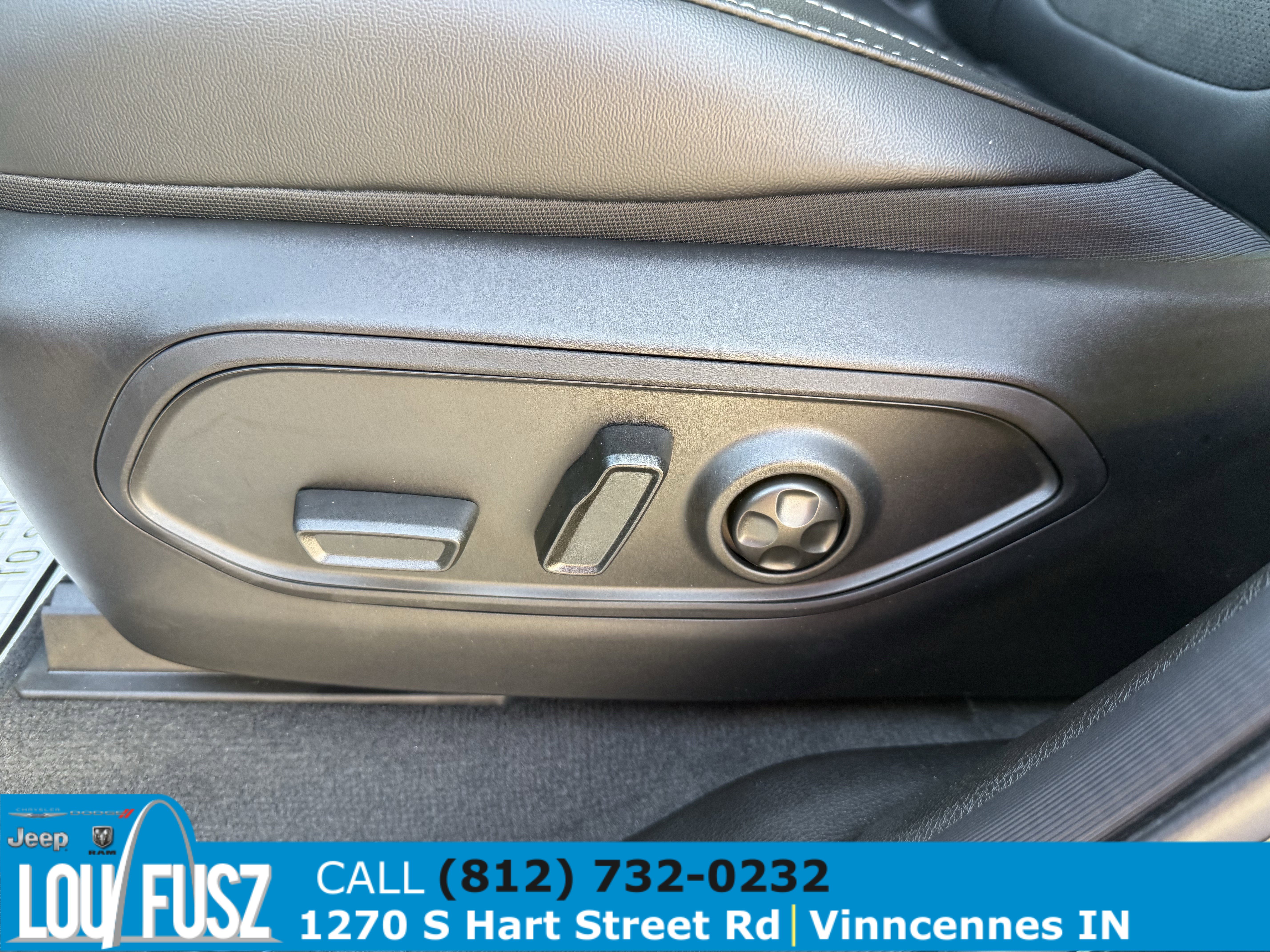 New 2025 Jeep Grand Cherokee L Altitude image 19