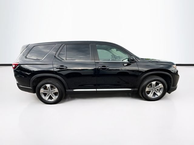 Used 2025 Honda Pilot EX-L image 10