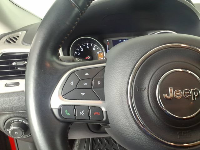 Used 2019 Jeep Compass Latitude FWD image 15