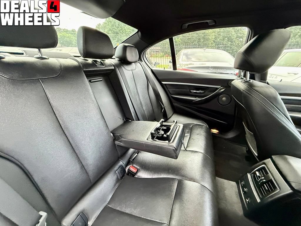 Used 2016 BMW 328i xDrive Sedan AWD/4WD image 32