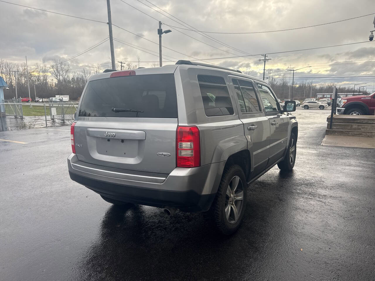 Used 2016 Jeep Patriot High Altitude image 5