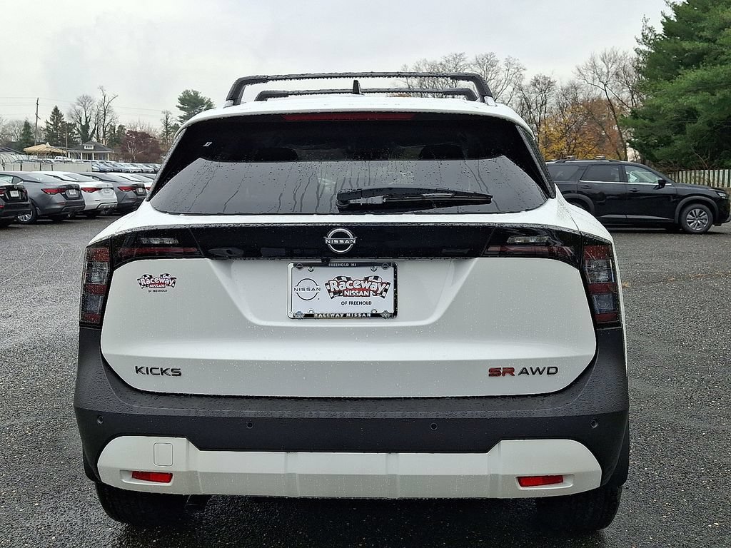 New 2026 Nissan Kicks SR w/ Cold Weather Package AWD/4WD image 6