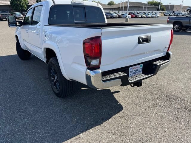 Used 2022 Toyota Tacoma SR5 RWD image 5